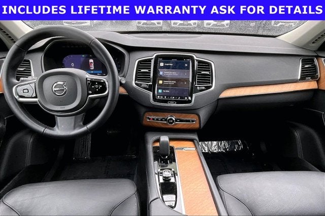 2024 Volvo XC90 B5 Plus Bright Theme