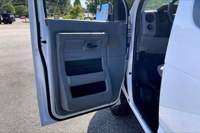 2012 Ford Econoline Wagon XLT