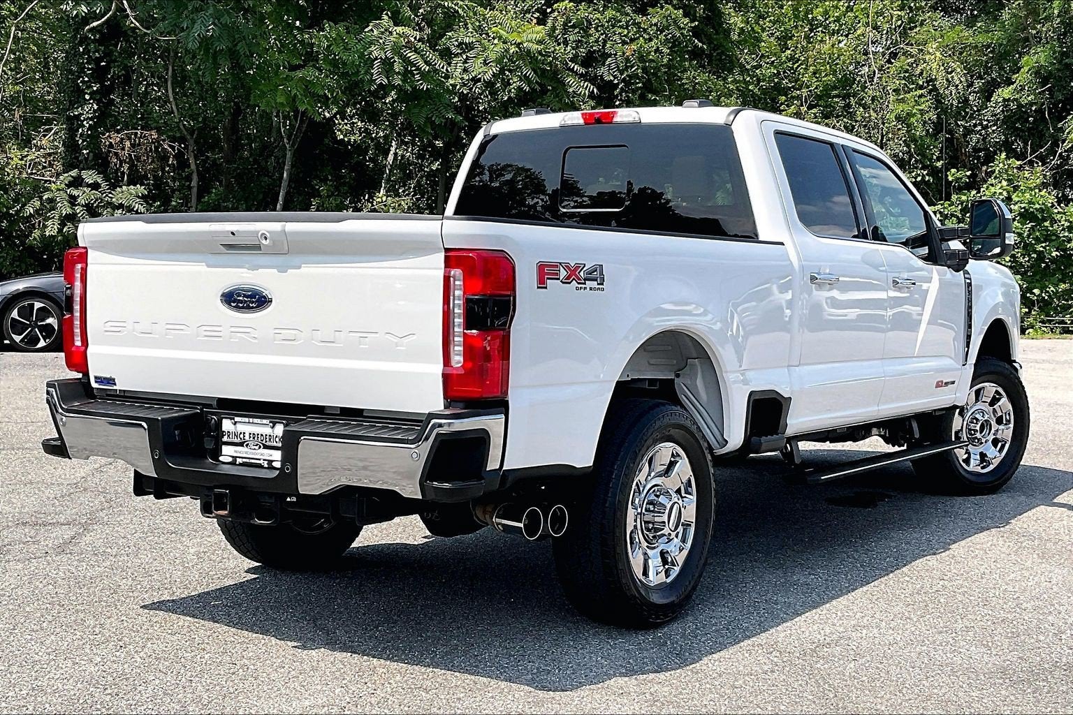 2025 Ford Super Duty F-350 SRW LARIAT