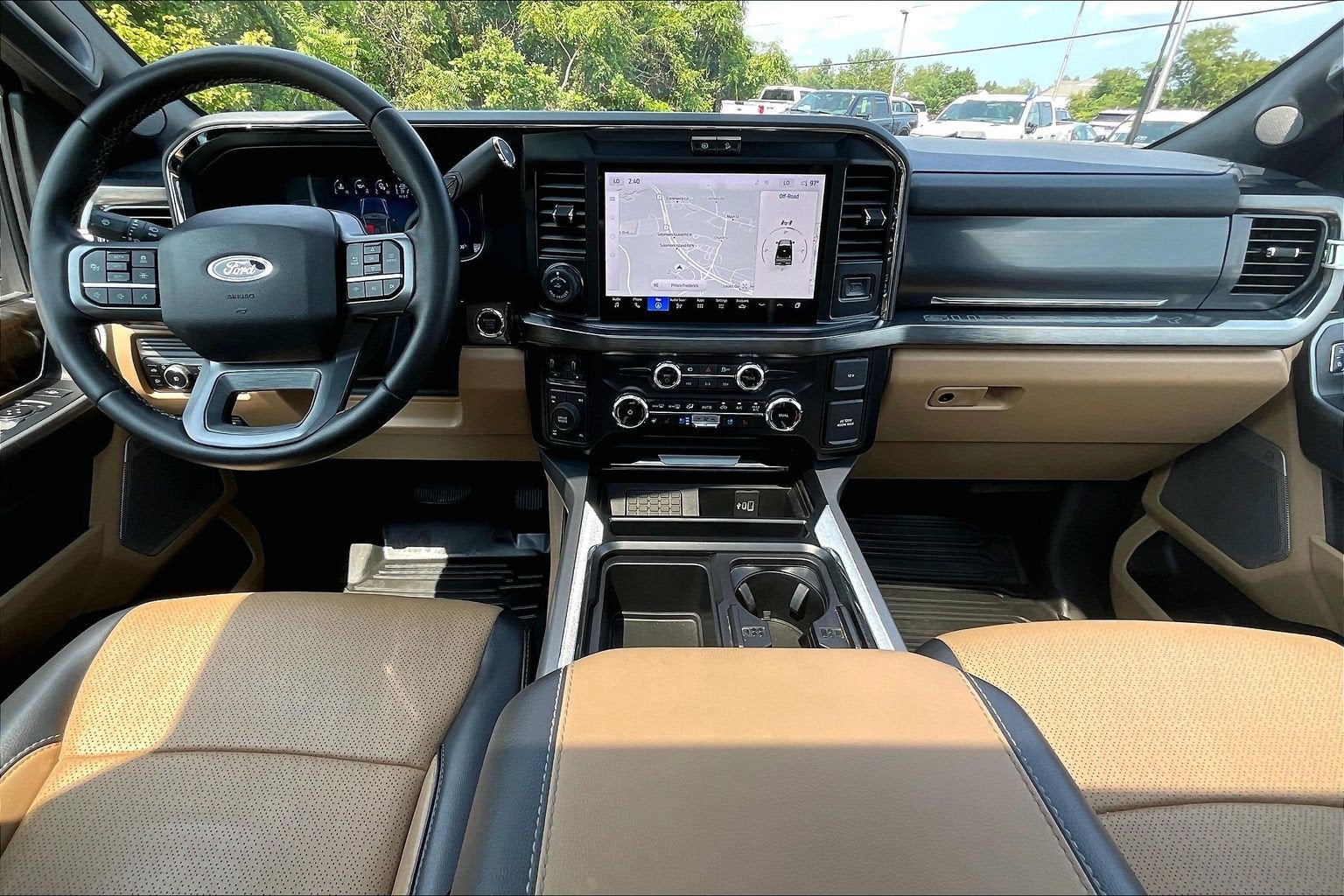 2025 Ford Super Duty F-350 SRW LARIAT