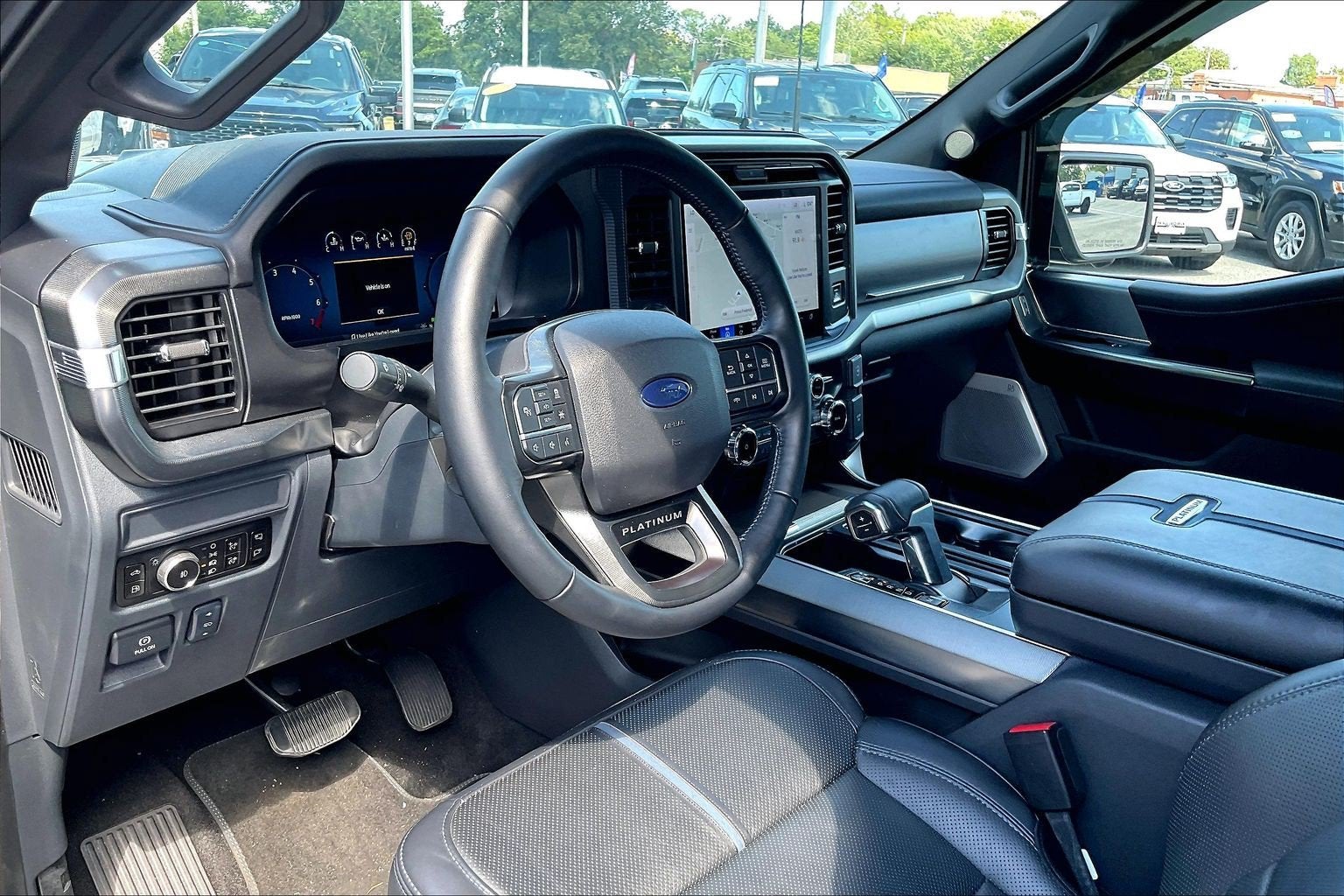 2025 Ford F-150 Platinum