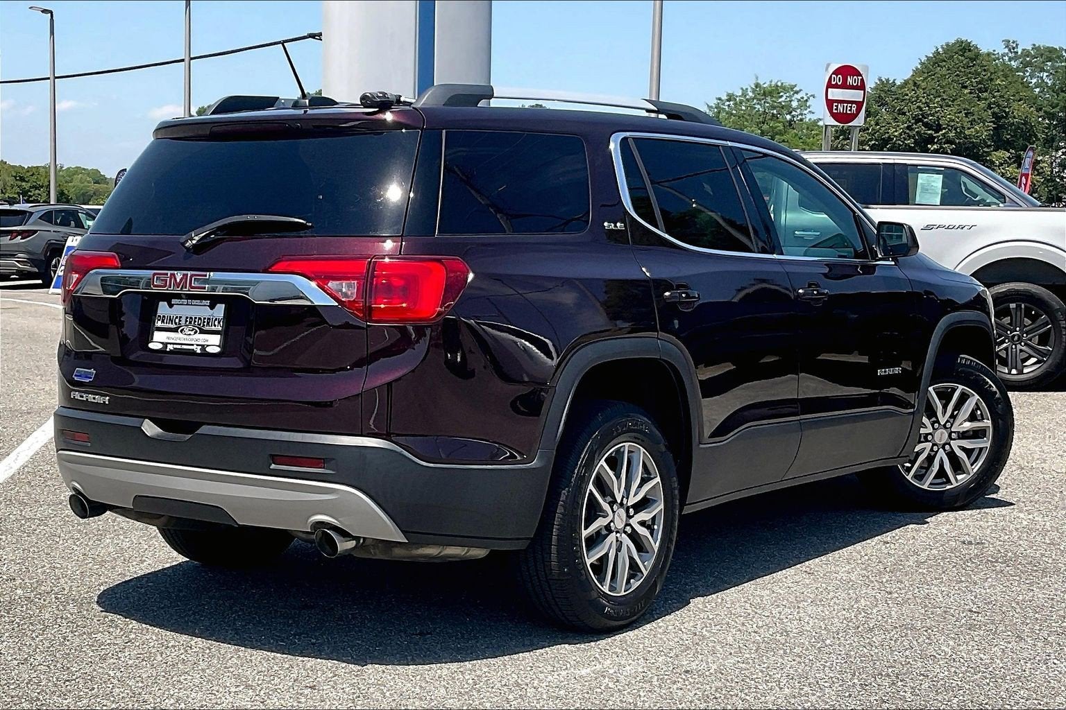 2017 GMC Acadia SLE