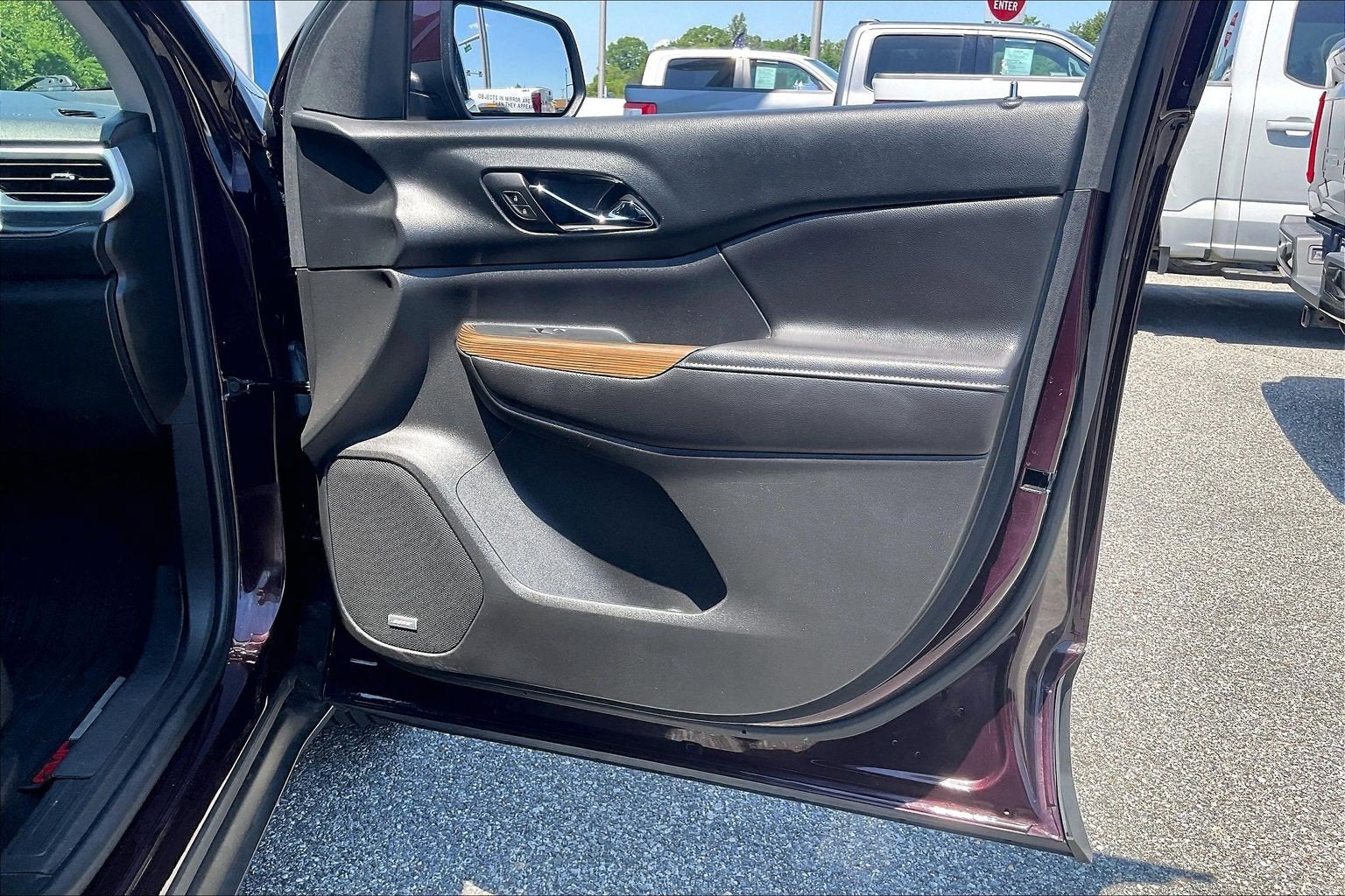 2017 GMC Acadia SLE