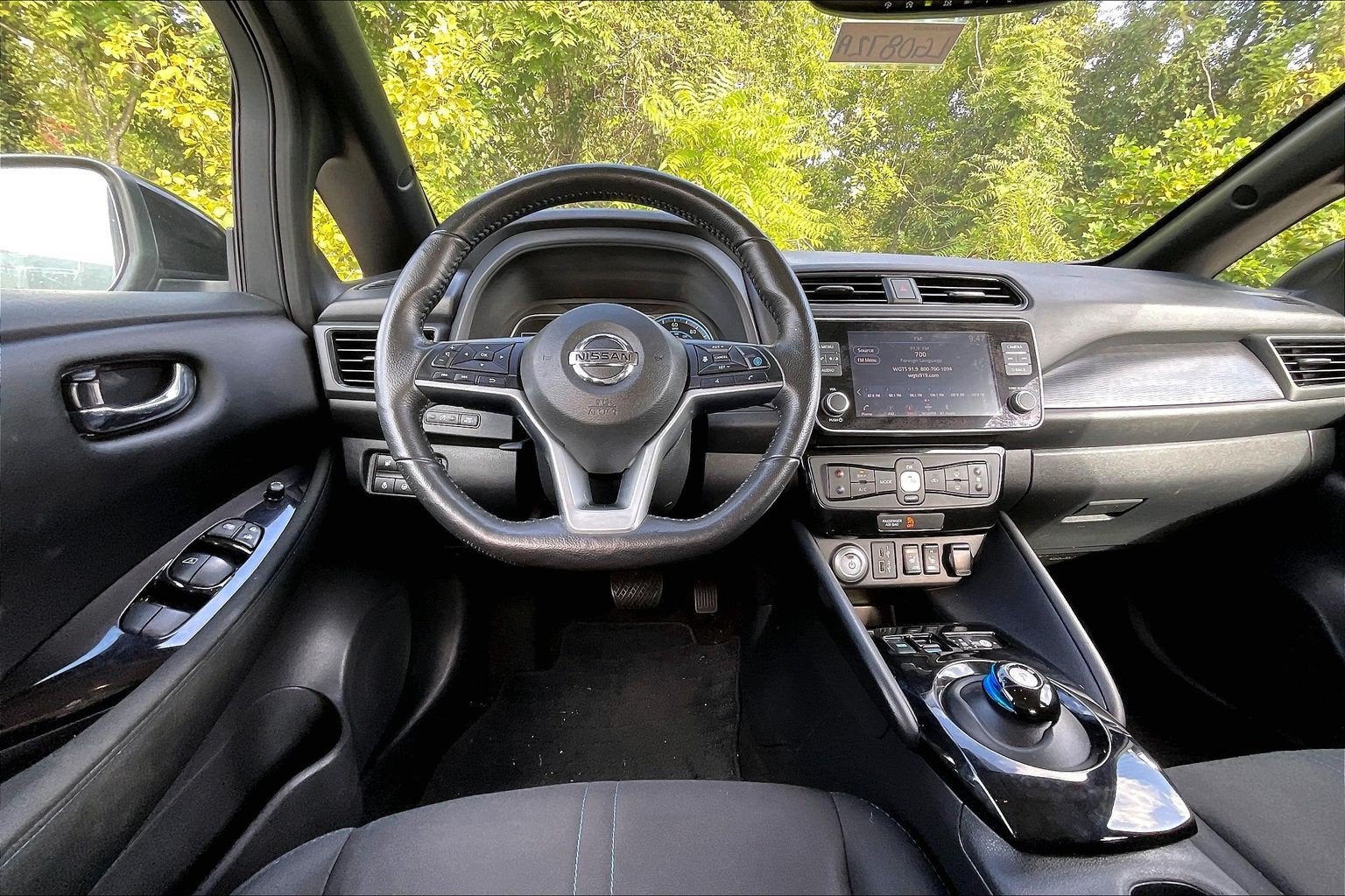 2022 Nissan LEAF SV