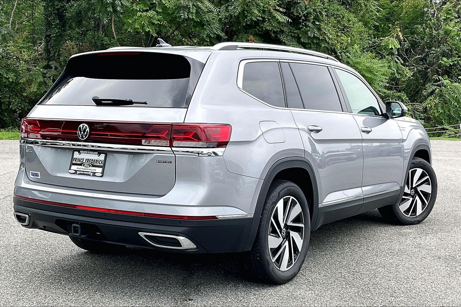 2025 Volkswagen Atlas 2.0T SEL