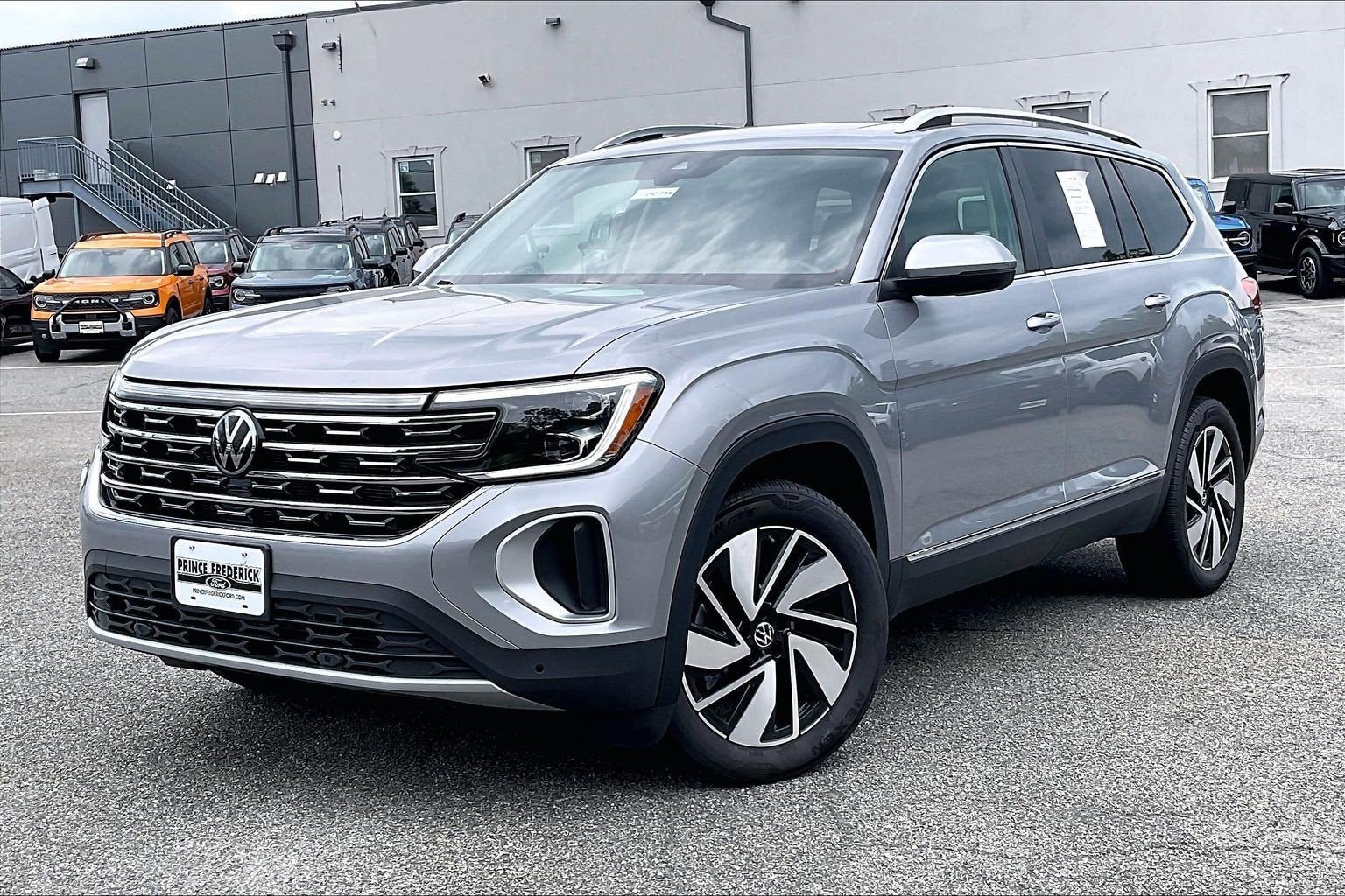 2025 Volkswagen Atlas 2.0T SEL