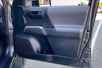 2022 Toyota Tacoma 4WD SR5