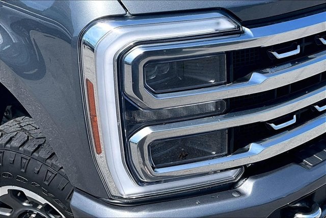 2024 Ford Super Duty F-350 SRW Platinum