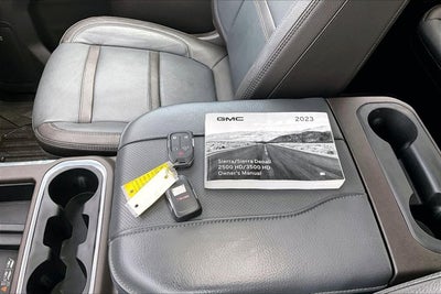 2023 GMC Sierra 3500HD Denali