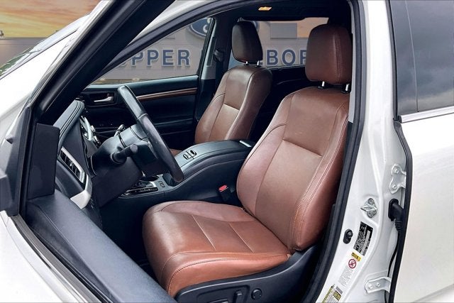 2018 Toyota Highlander Limited Platinum