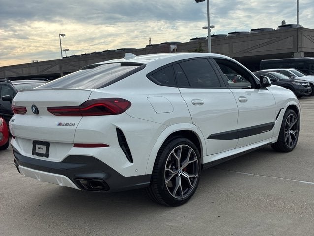 2023 BMW X6 M50i