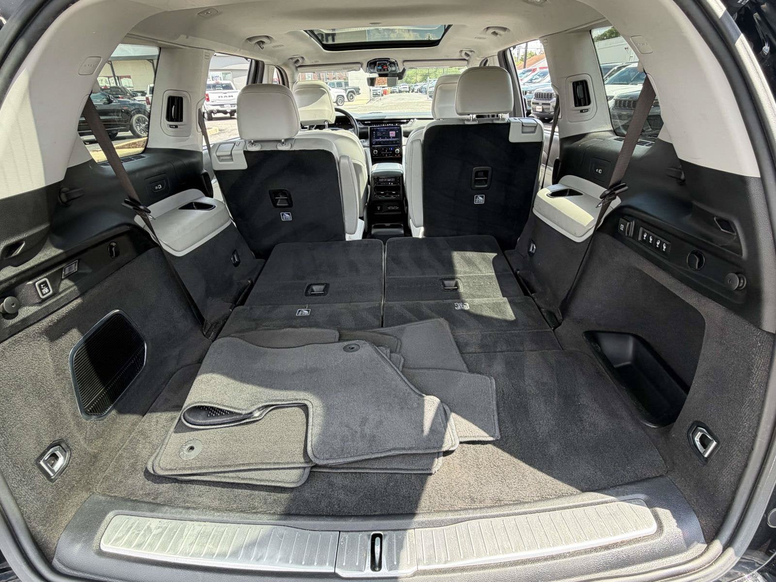 2021 Jeep Grand Cherokee L Overland