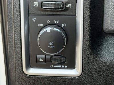 2020 RAM 1500 Classic Warlock Crew Cab 4x4 5'7' Box