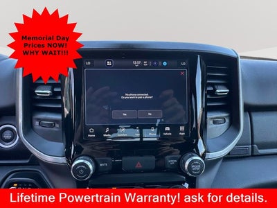 2022 RAM 1500 Big Horn Quad Cab 4x4 6'4' Box