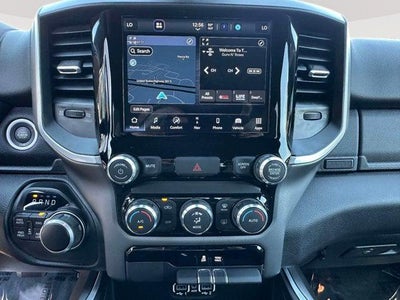 2022 RAM 1500 Big Horn Quad Cab 4x4 6'4' Box