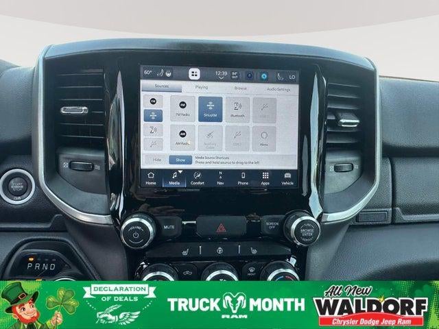 2022 RAM 1500 Big Horn Crew Cab 4x4 5'7' Box