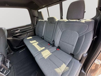 2022 RAM 1500 Big Horn Crew Cab 4x4 5'7' Box