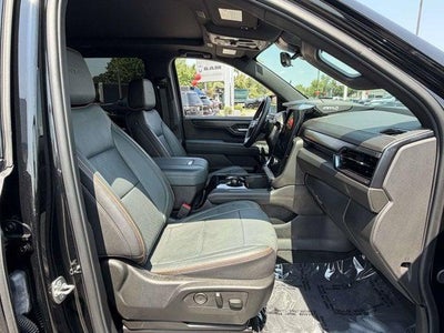 2025 GMC Yukon XL 4WD AT4