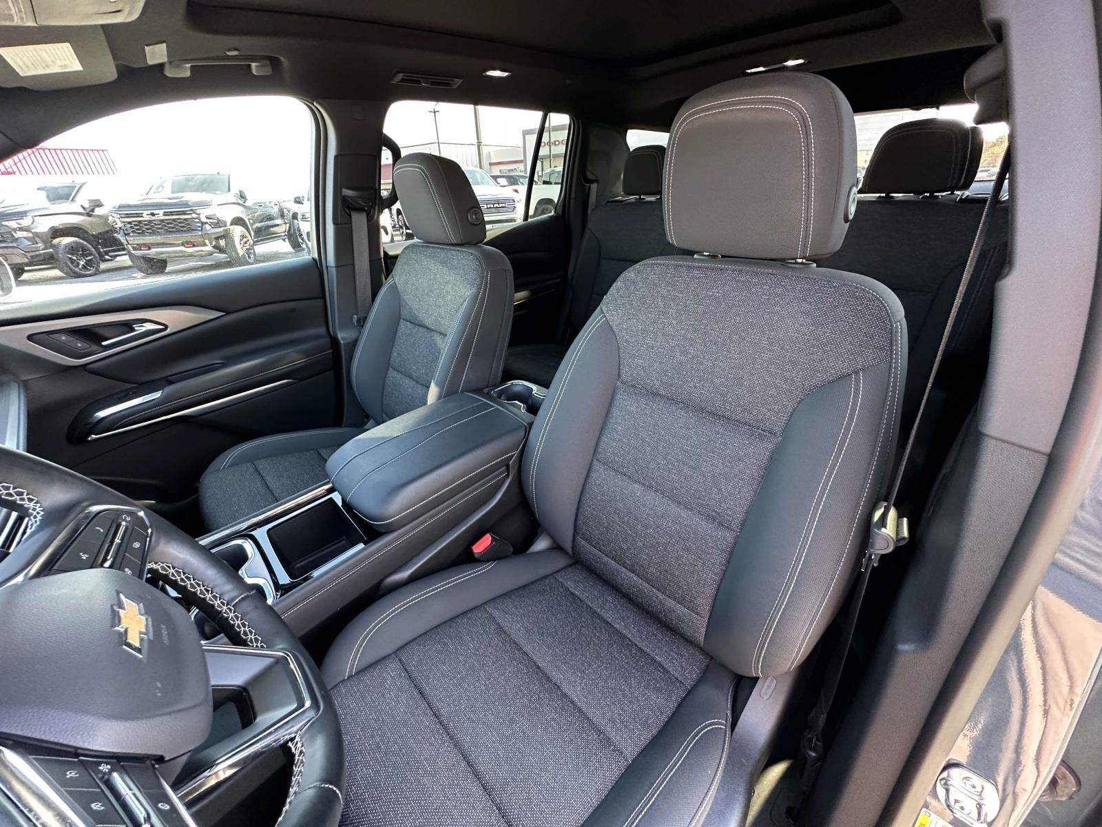 2025 Chevrolet Traverse AWD LT