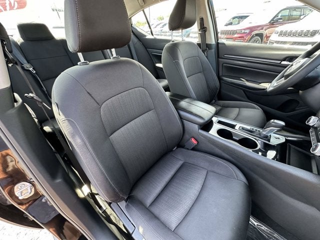2024 Nissan Altima SV FWD