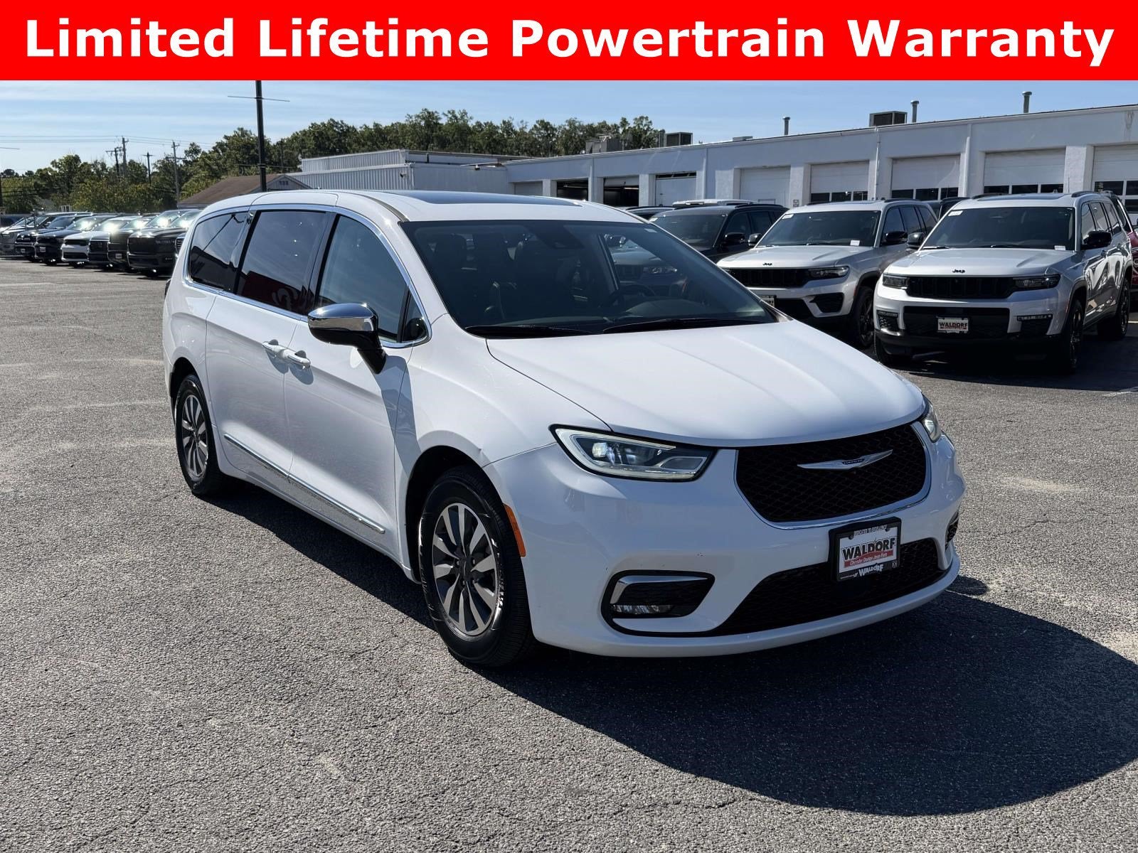 2023 Chrysler Pacifica Hybrid Limited