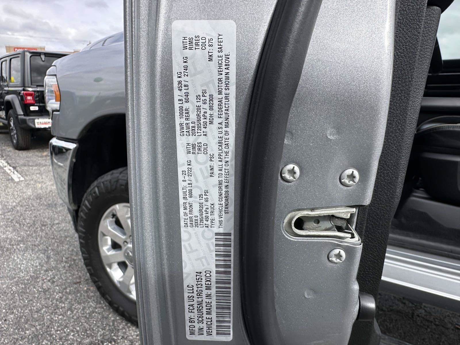 2024 RAM 2500 Laramie Crew Cab 4x4 6'4' Box