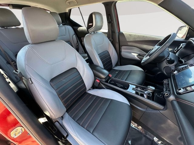 2023 Nissan Kicks SR Xtronic CVT