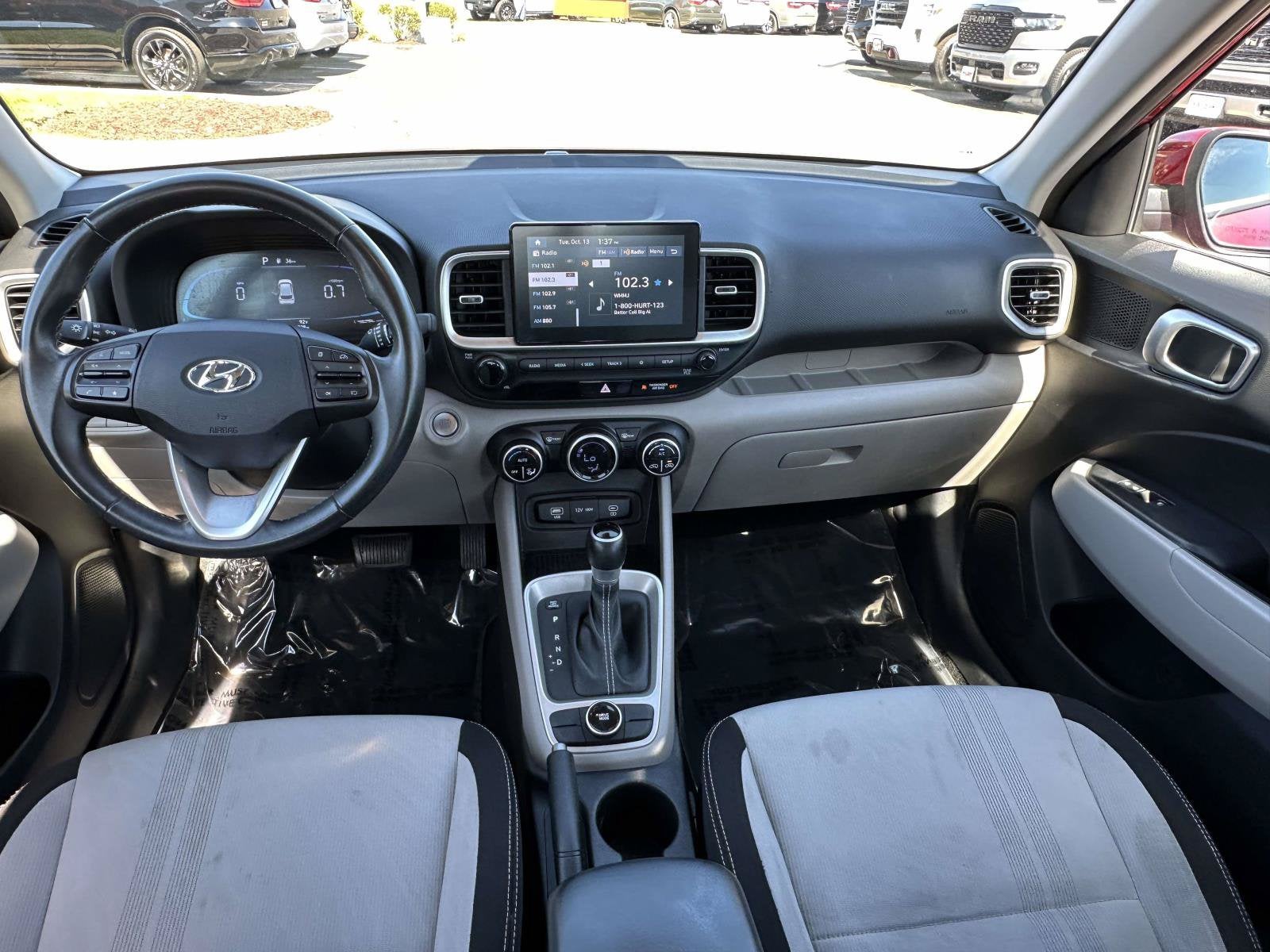 2025 Hyundai Venue SEL