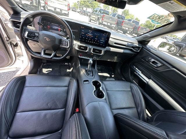 2025 Ford Mustang EcoBoost