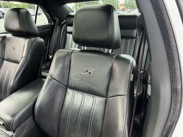 2022 Chrysler 300 300S