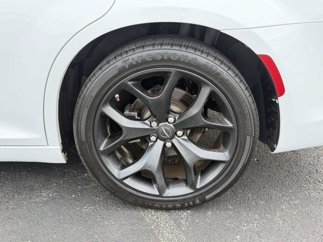 2022 Chrysler 300 300S