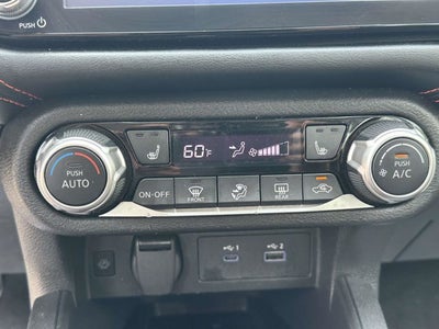 2023 Nissan Versa SR