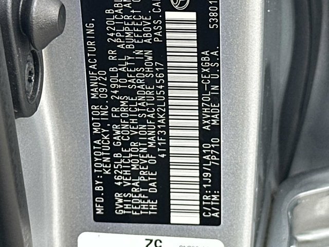 2020 Toyota Camry Hybrid XLE