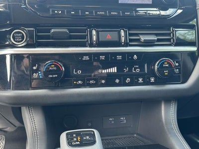 2024 Nissan Pathfinder Platinum