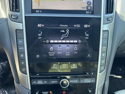 2022 INFINITI Q60 LUXE