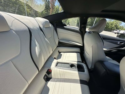 2022 INFINITI Q60 LUXE