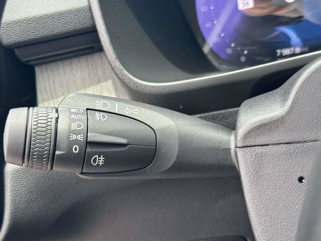 2023 Volvo XC40 Ultimate Bright Theme