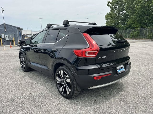2023 Volvo XC40 Ultimate Bright Theme