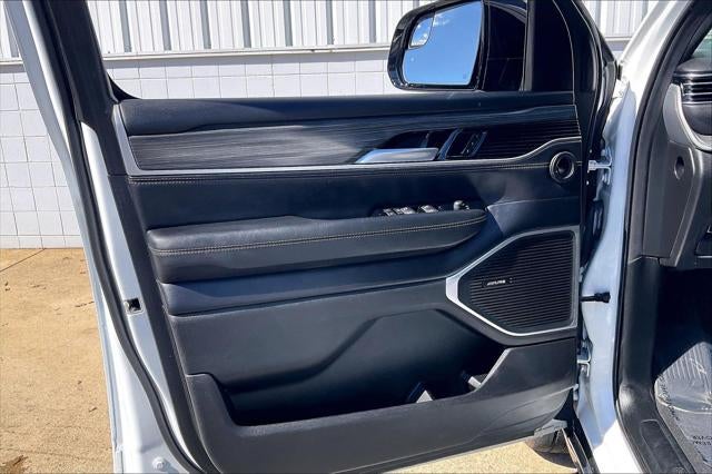 2024 Jeep Wagoneer L Series III
