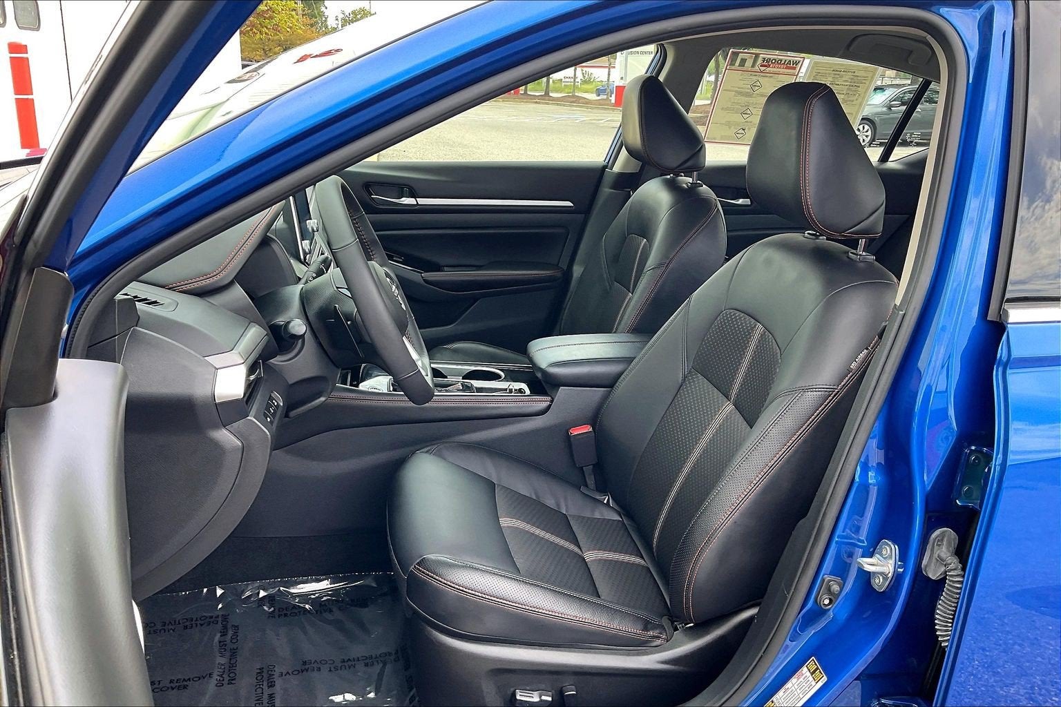 2025 Nissan Altima SR