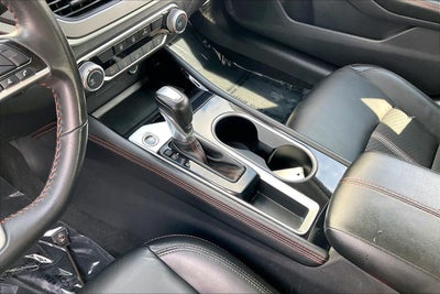 2025 Nissan Altima SR