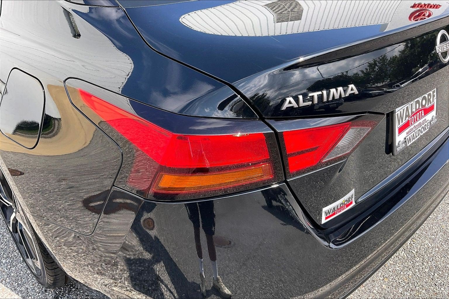 2025 Nissan Altima SR