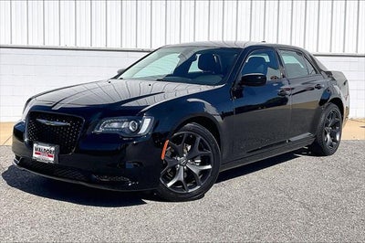 2023 Chrysler 300 Touring