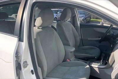 2011 Toyota COROLLA LE