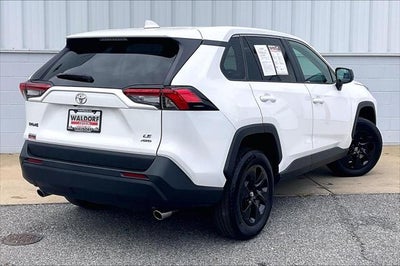 2025 Toyota RAV4 LE