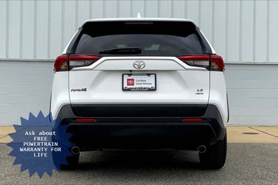2022 Toyota RAV4 LE