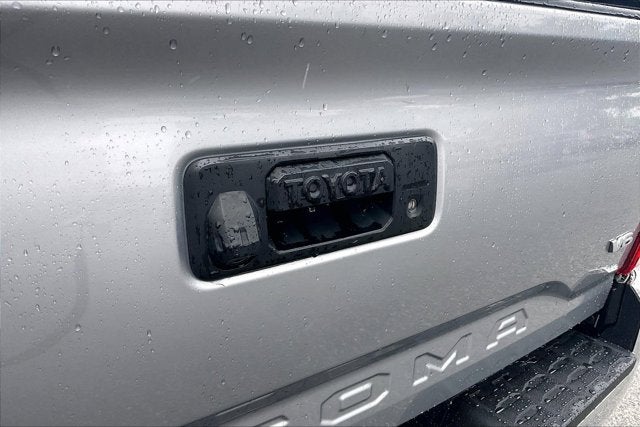 2020 Toyota TACOMA SR5 SR5