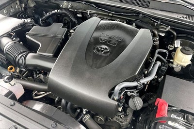 2020 Toyota TACOMA SR5 SR5