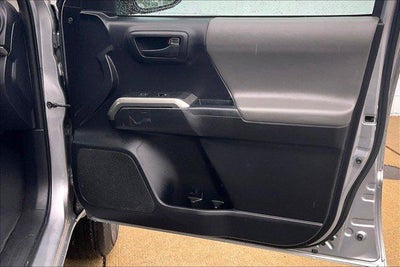 2020 Toyota TACOMA SR5 SR5