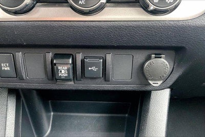 2020 Toyota TACOMA SR5 SR5